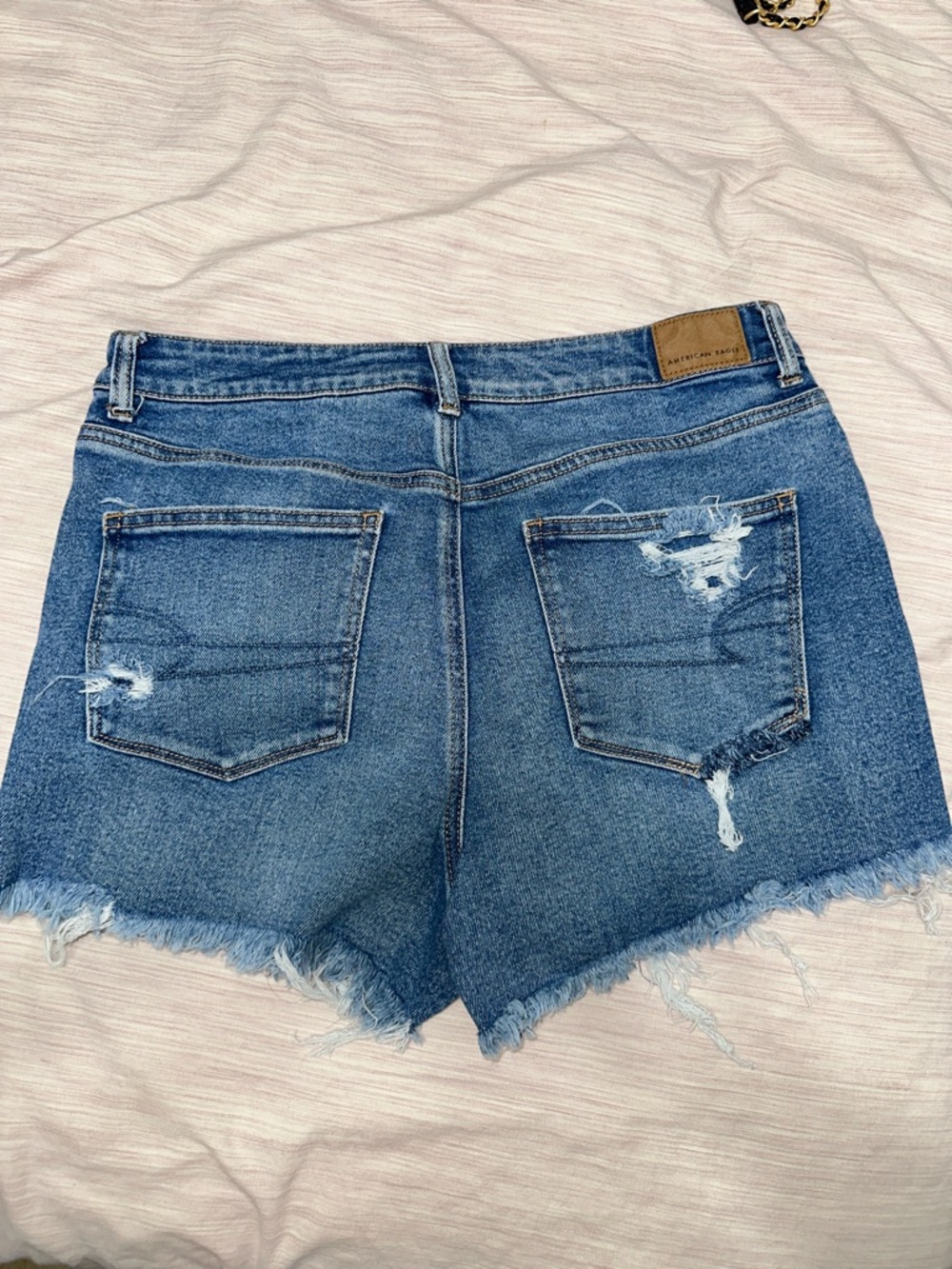 AMERICAN EAGLE Denim Distressed High-Rise Women’s Shorts - Blue - Picture 2 of 5